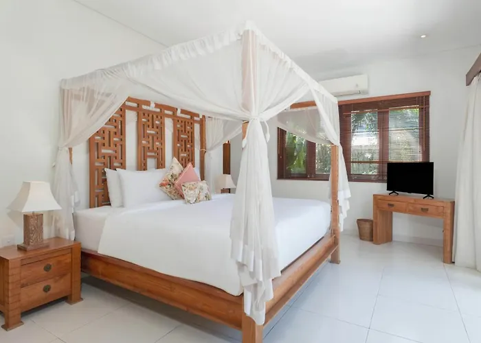 Kashantre, 4 Bedroom, Sleeps 12 Villa Seminyak (Bali)