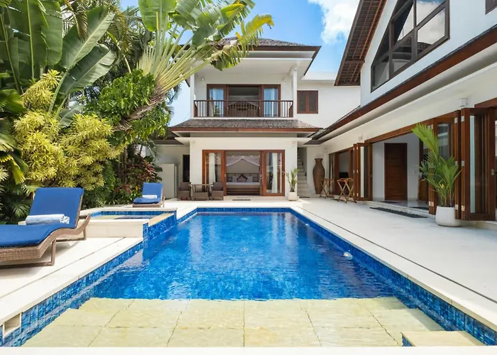 Kashantre, 4 Bedroom, Sleeps 12 *