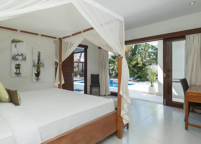 Kashantre, 4 Bedroom, Sleeps 12 Seminyak (Bali)
