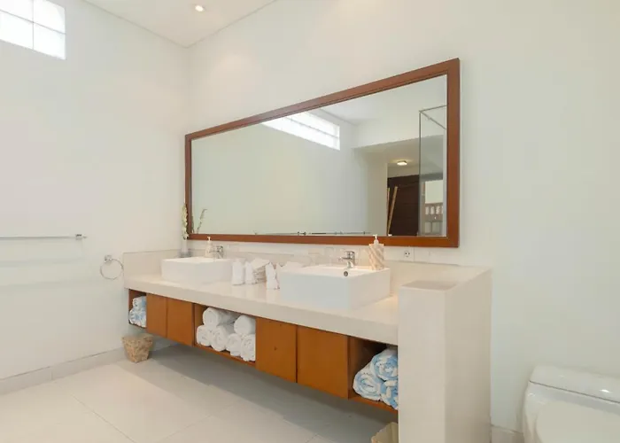 Kashantre, 4 Bedroom, Sleeps 12